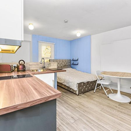 Cosy Studio Flat On A Budget Daire Londra Dış mekan fotoğraf